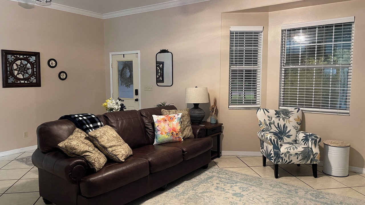 Photo of Livingroom in Fellowship