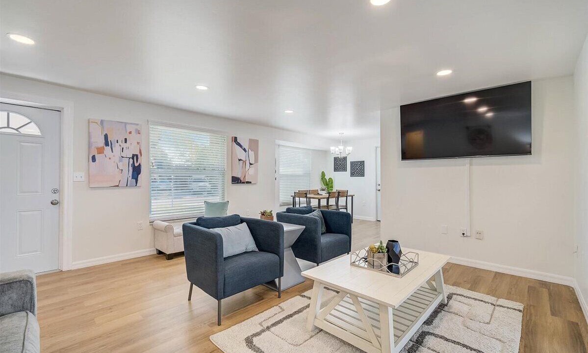 Photo of Livingroom in Bayshore Gardens