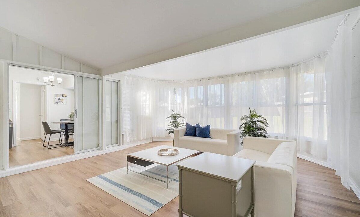 Photo of Livingroom in Bayshore Gardens