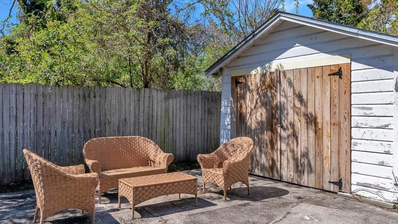 Photo of Patio Balcony in Lakeshore South