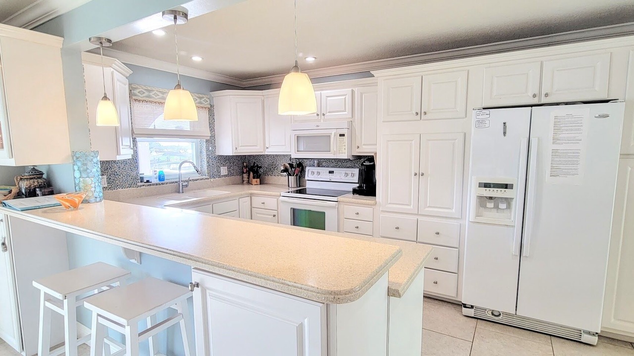 Photo of Kitchen in Cocoa Isles