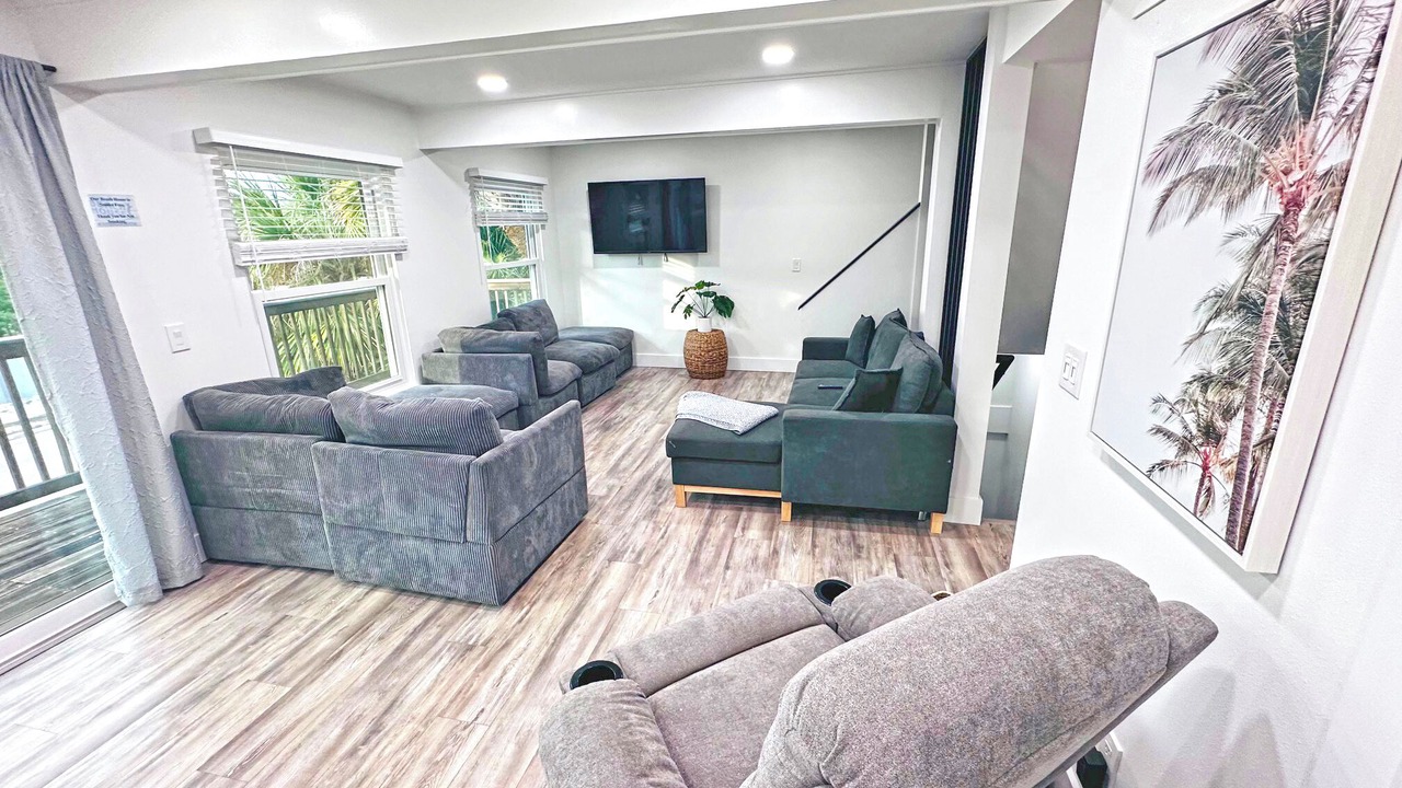 Photo of Livingroom in Pass-a-Grille