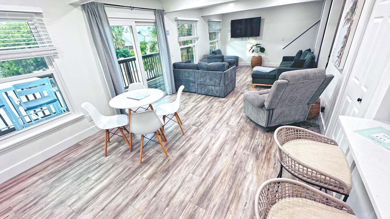Photo of Livingroom in Pass-a-Grille