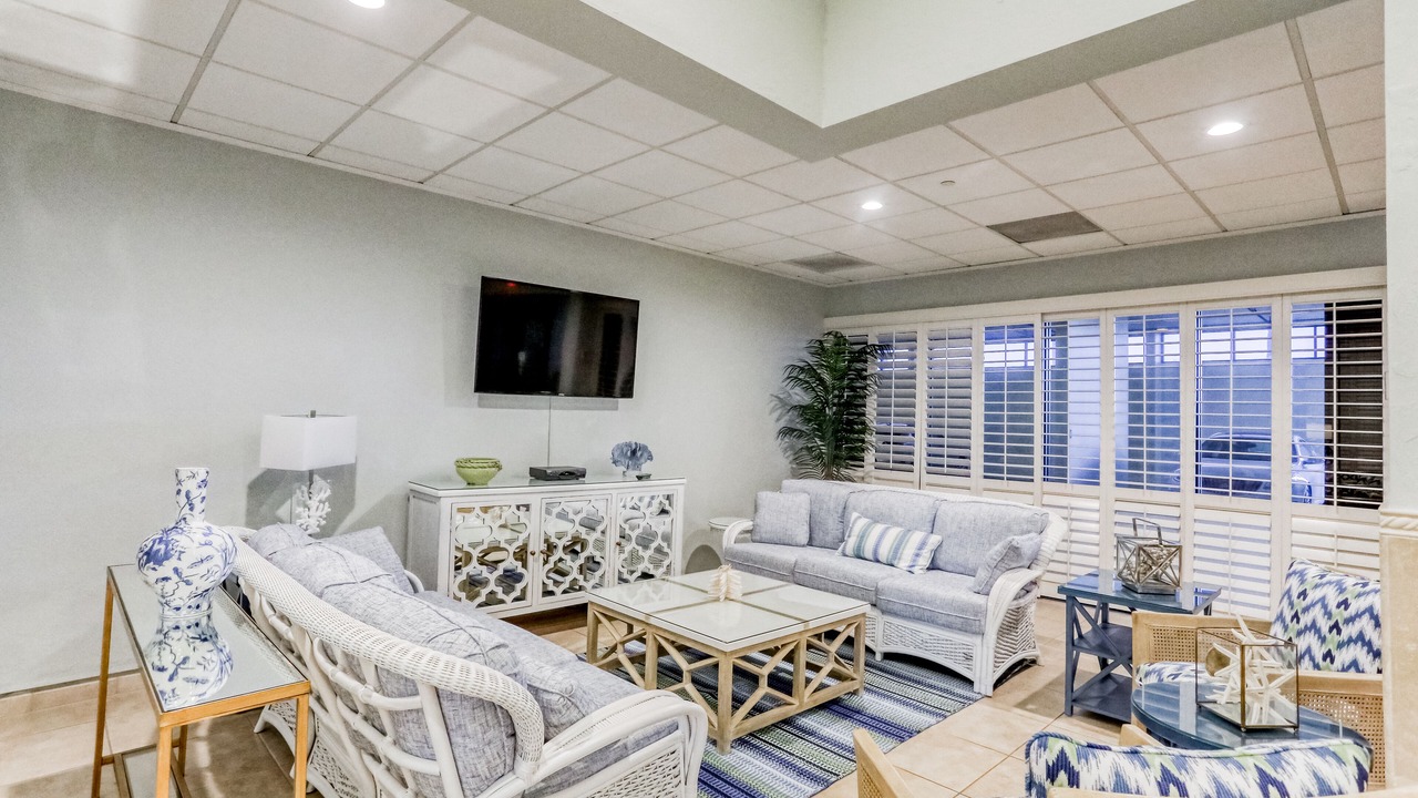 Photo of Livingroom in Sand Key