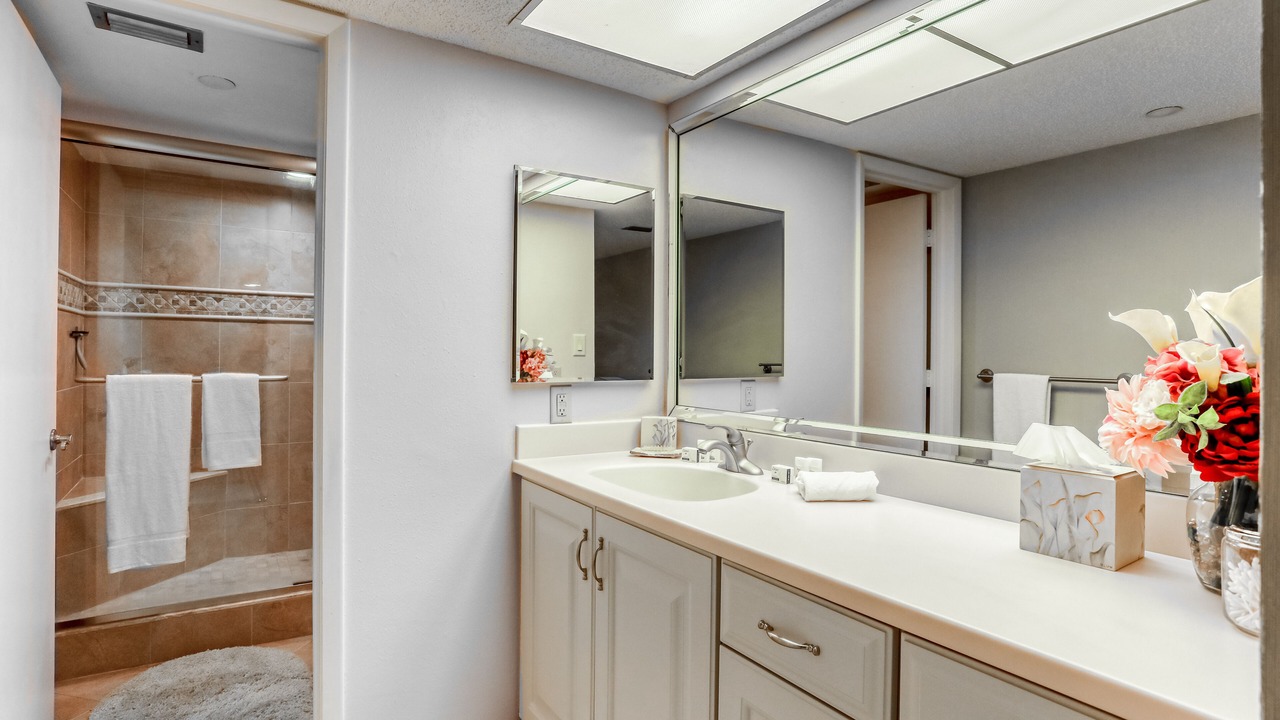Photo of Bathroom in Sand Key