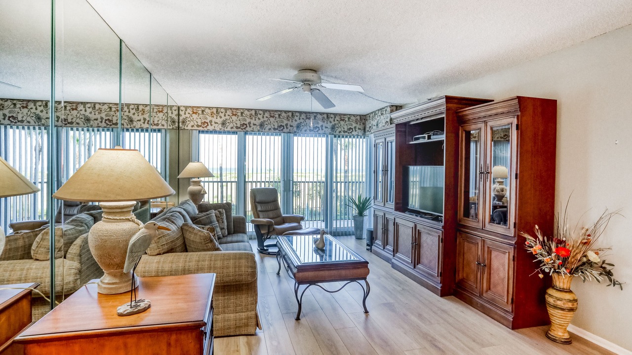 Photo of Livingroom in Sand Key