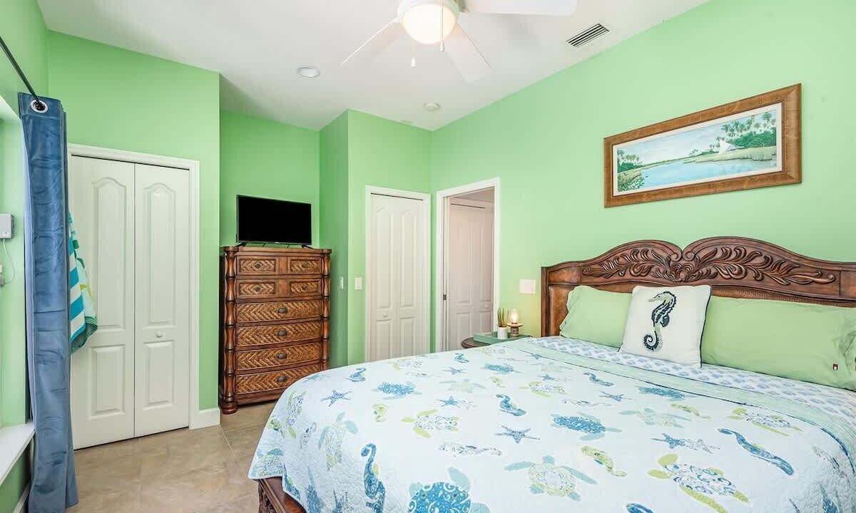 Photo of Bedroom in Cocoa Beach