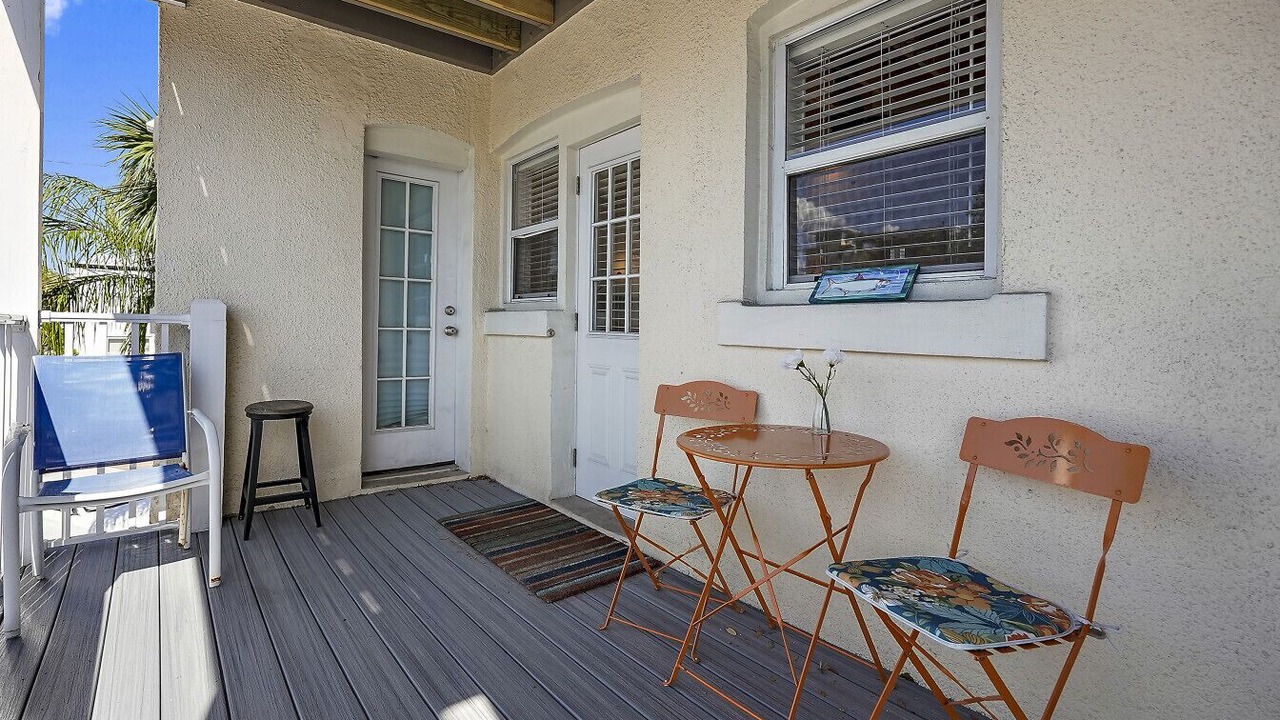 Photo of Patio Balcony in St. Petersburg