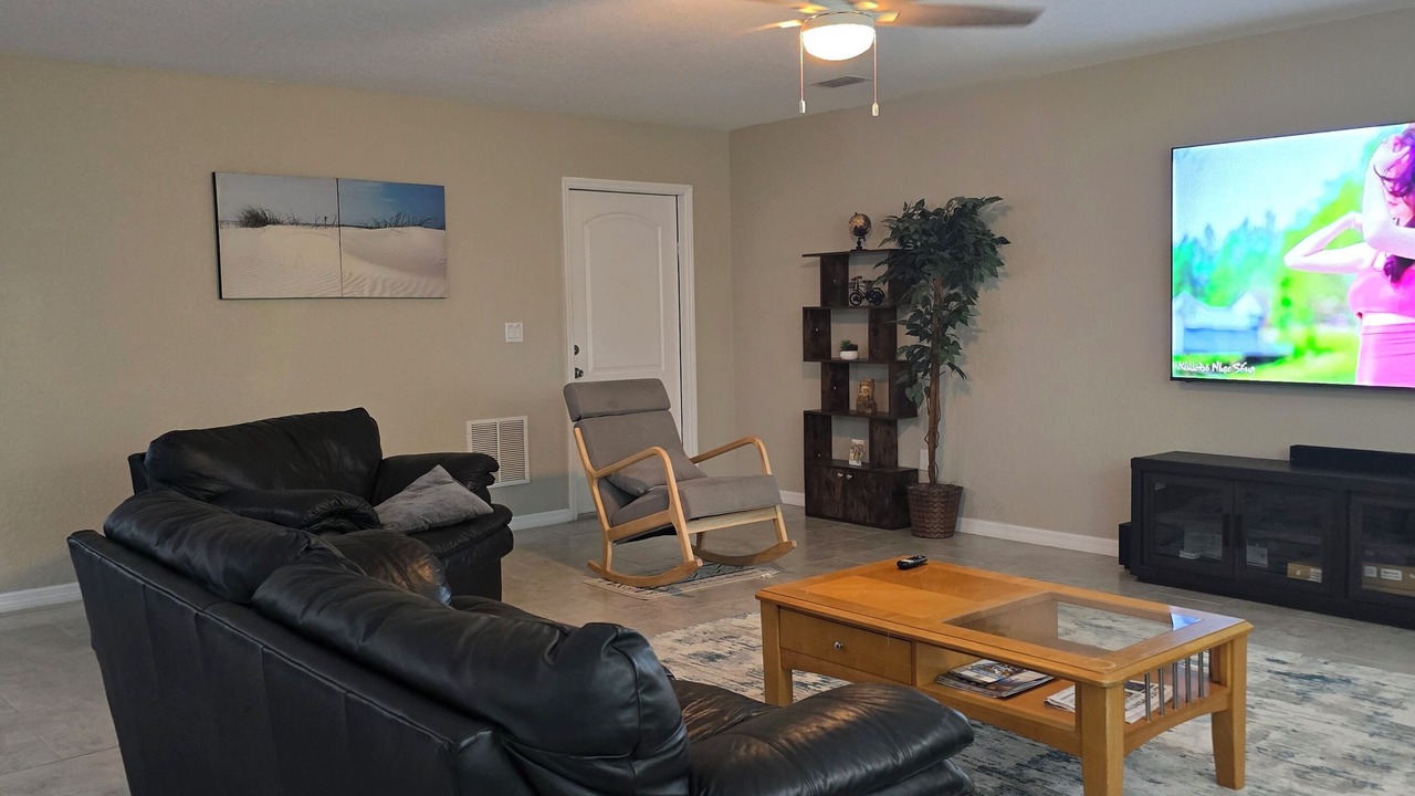 Photo of Livingroom in Daytona Beach