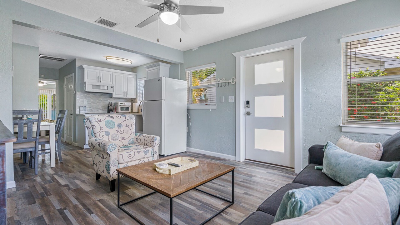 Photo of Livingroom in St. Pete Beach