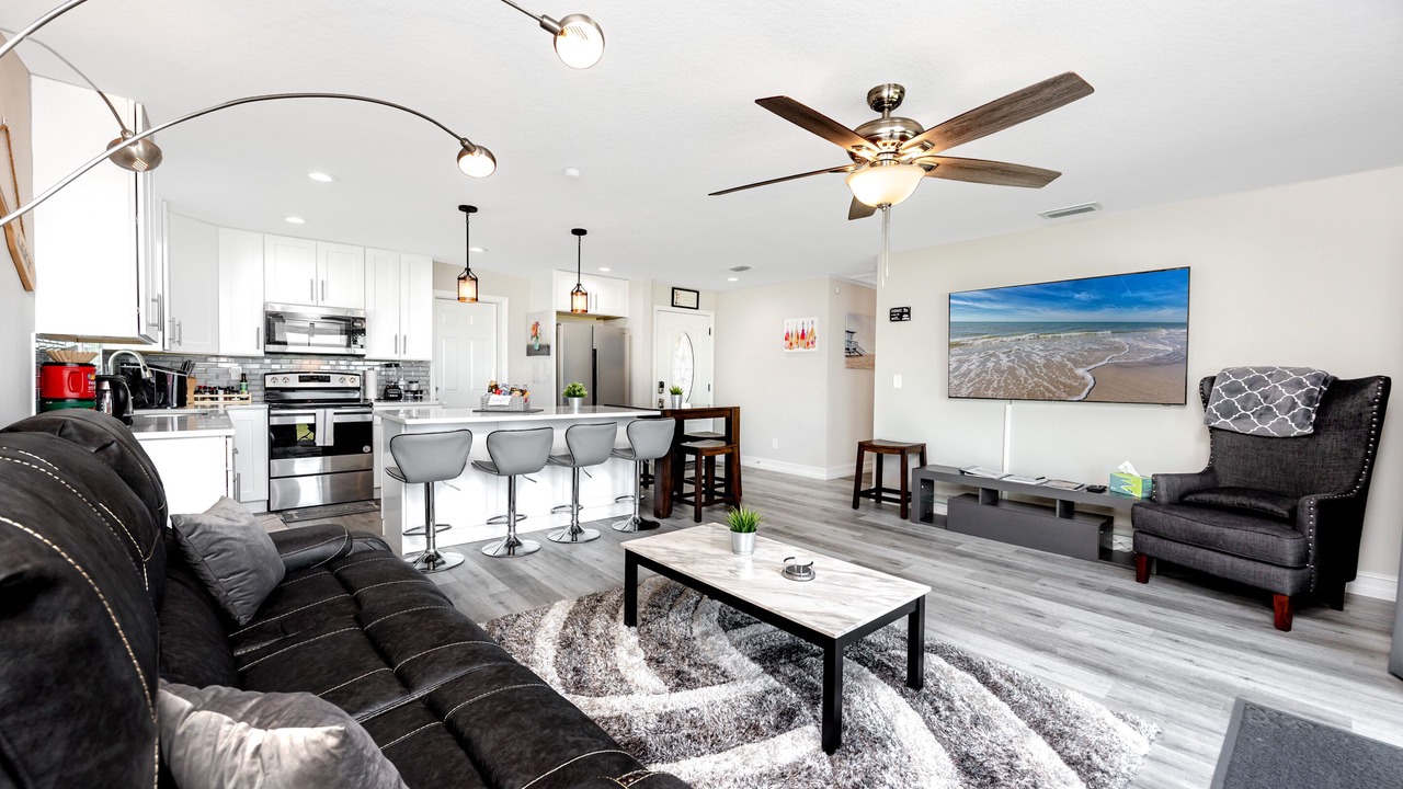 Photo of Livingroom in Palm Harbor
