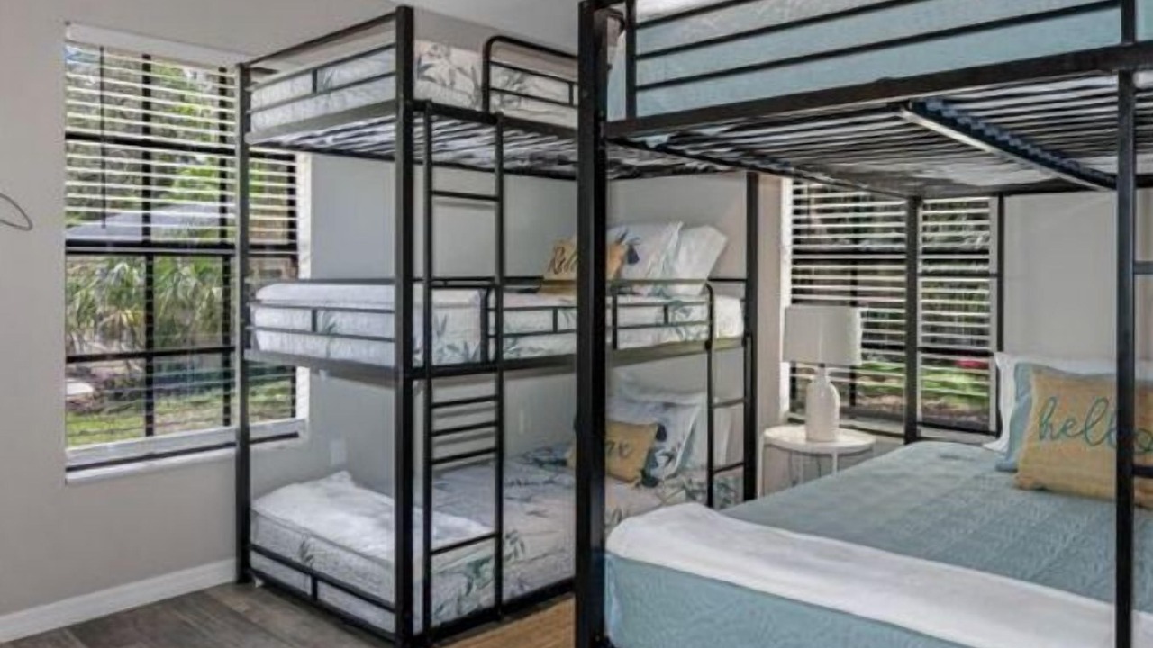 Photo of Bedroom in Concerned Citizens of Gibsonton Area