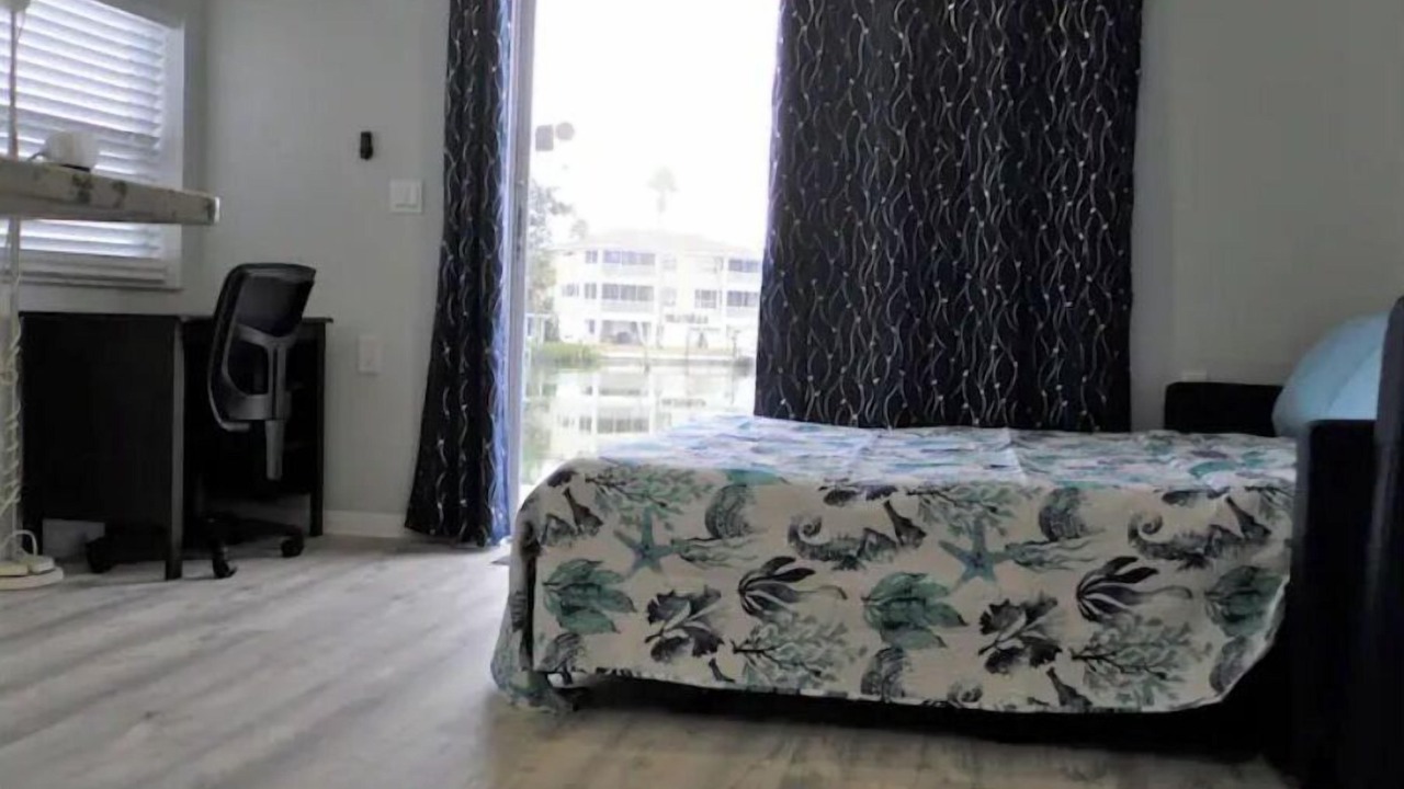 Photo of Bedroom in Madeira Beach