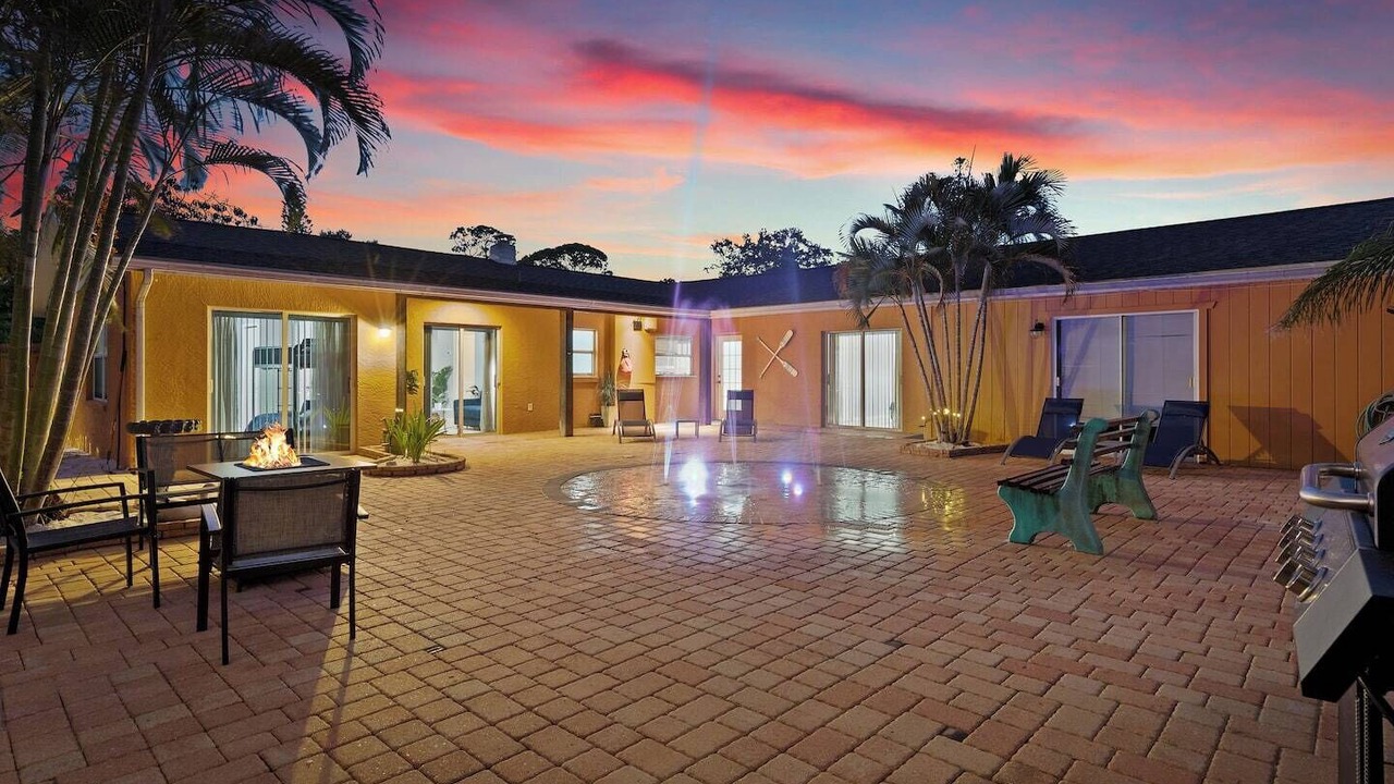 Photo of Patio Balcony in Trailer Estates