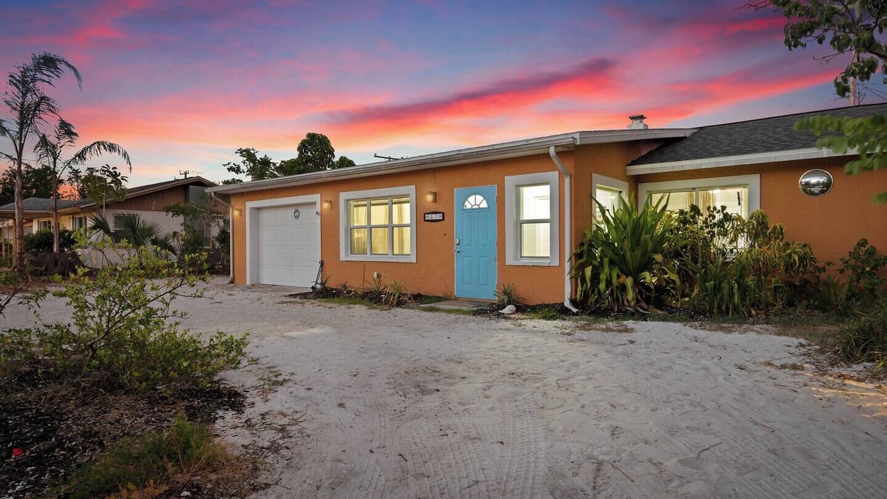 Photo of Outdoor in Trailer Estates