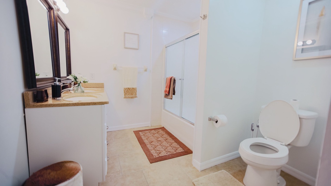 Photo of Bathroom in Fellowship