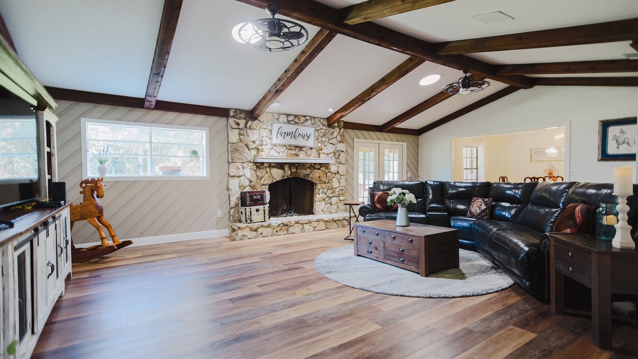 Photo of Livingroom in Fellowship