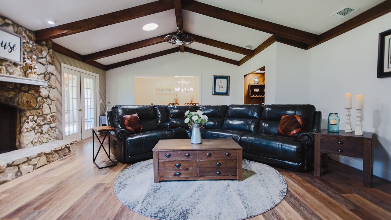 Photo of Livingroom in Fellowship