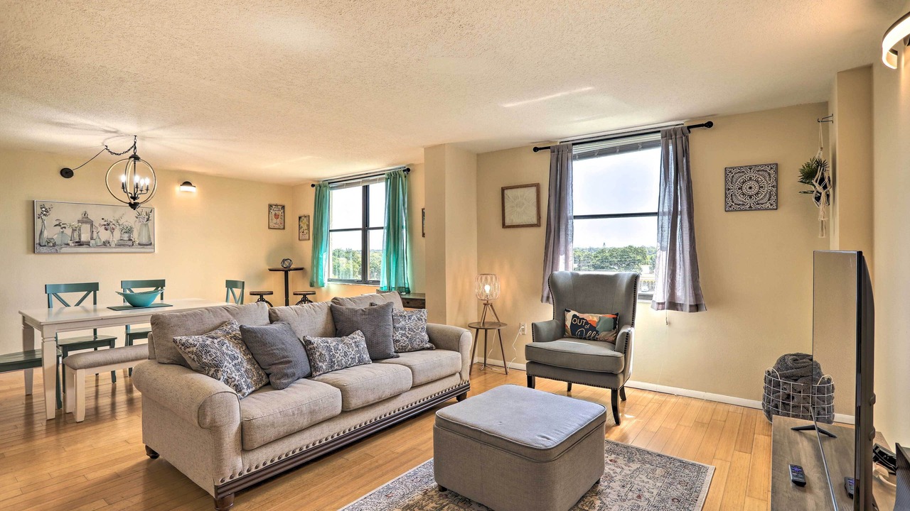 Photo of Livingroom in Clearwater