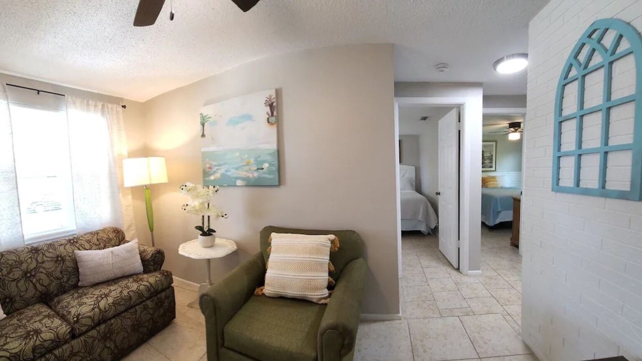 Photo of Livingroom in Regency Park