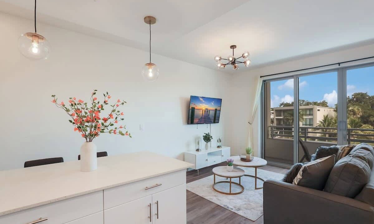 Photo of Livingroom in Central Sarasota