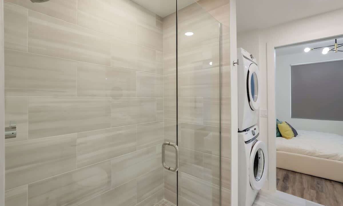 Photo of Bathroom in Central Sarasota