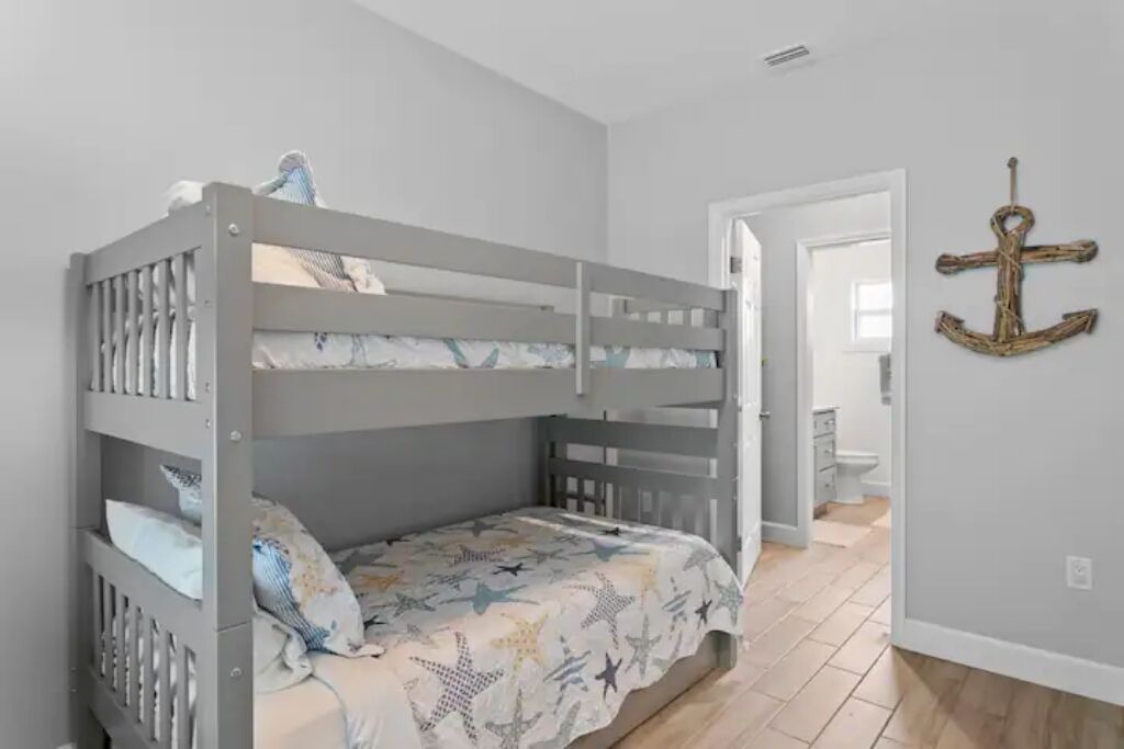 Photo of Bedroom in Madeira Beach