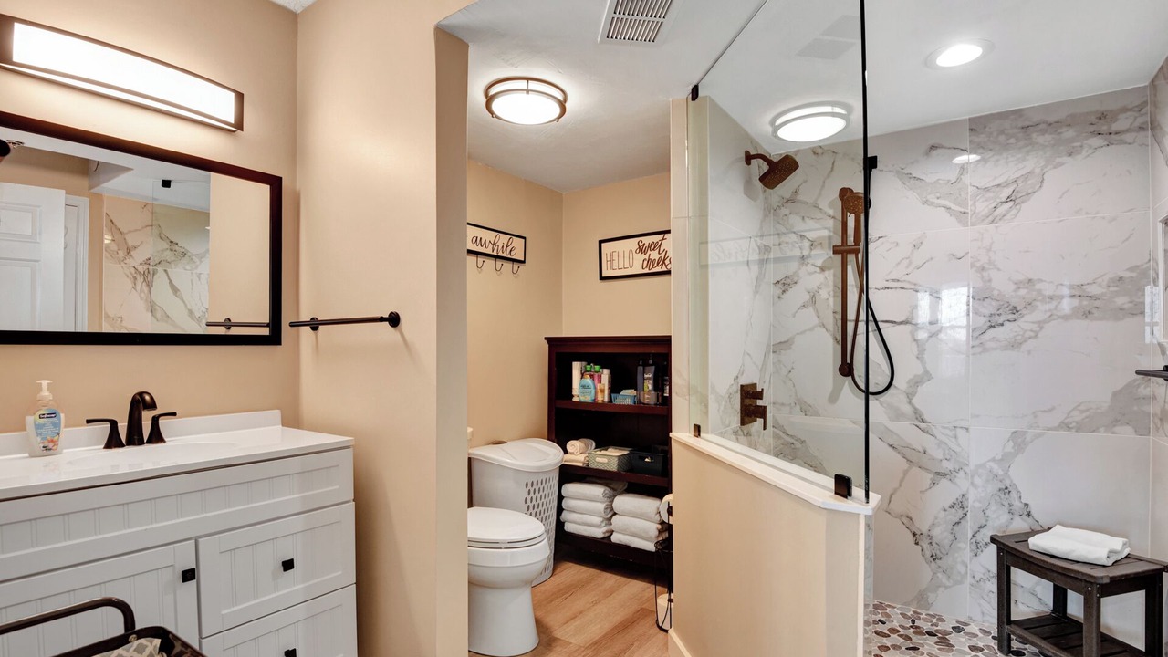 Photo of Bathroom in Marshall Park