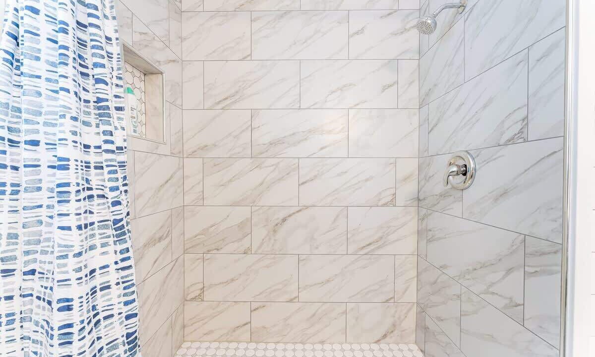 Photo of Bathroom in Laurel Park