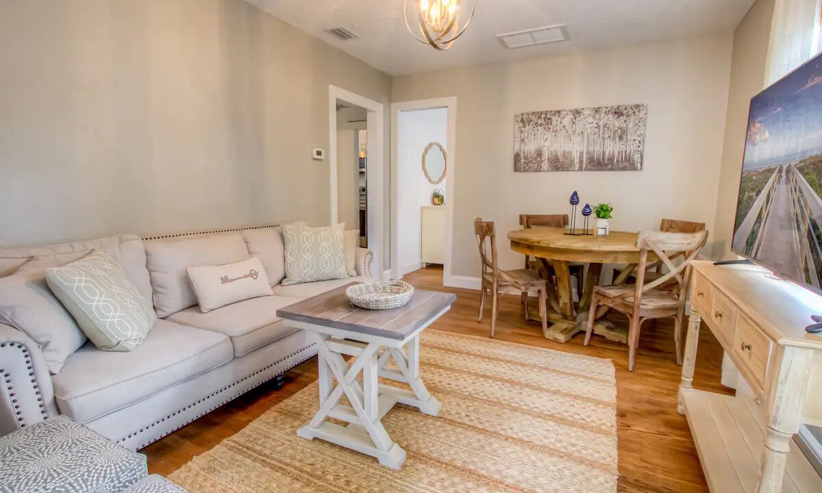 Photo of Bedroom in Downtown Historic District