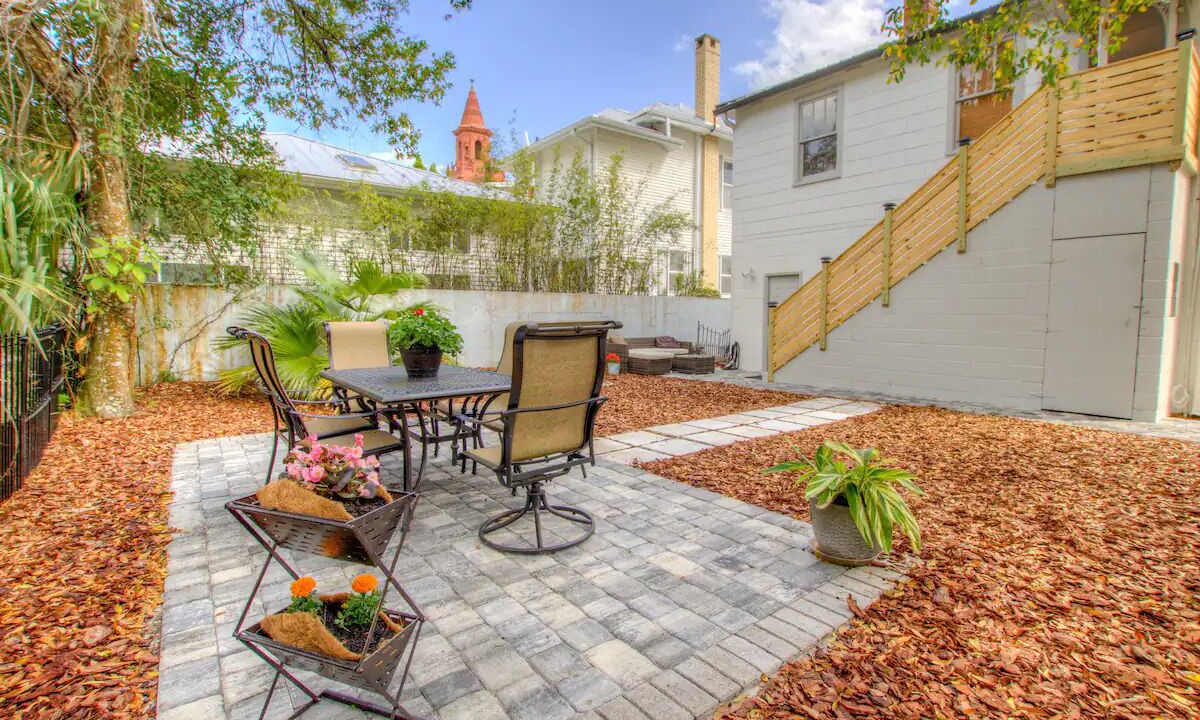 Photo of Outdoor in Downtown Historic District