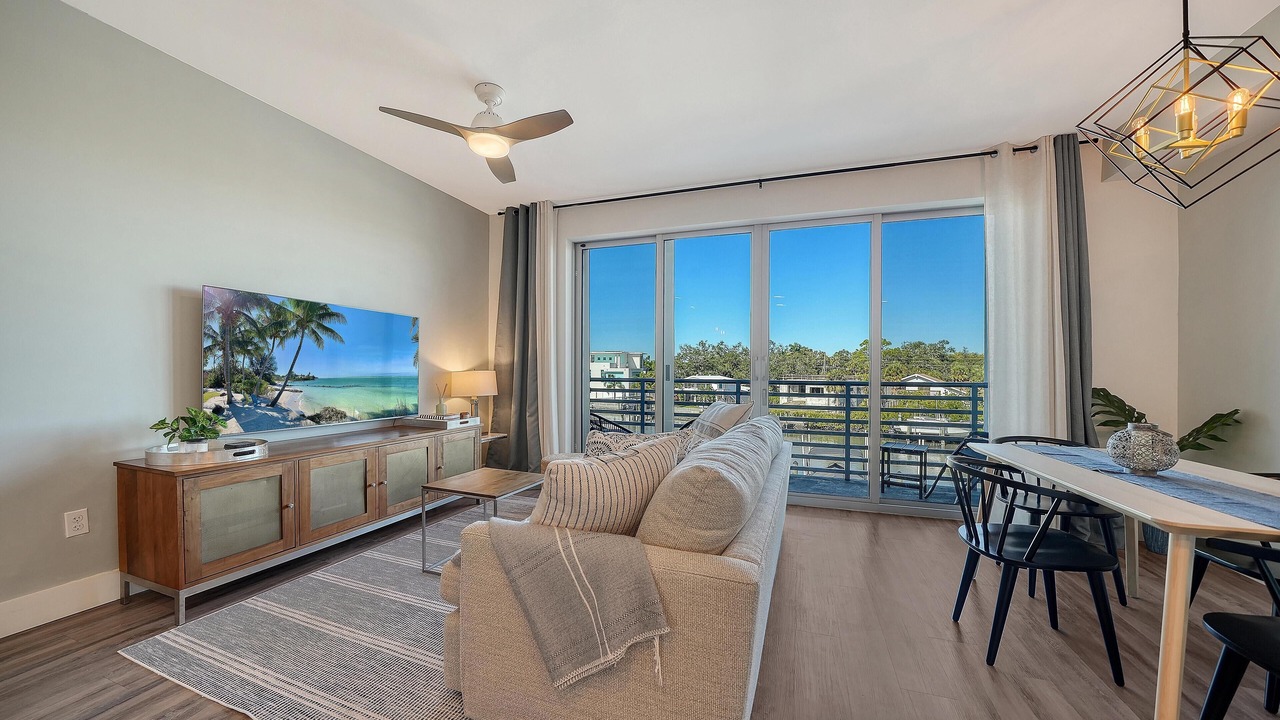 Photo of Livingroom in North Trail