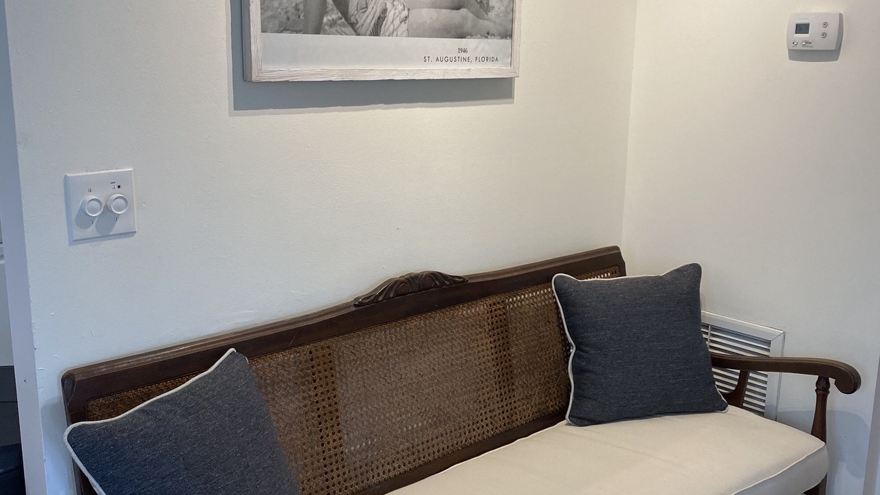 Photo of Livingroom in Lincolnville
