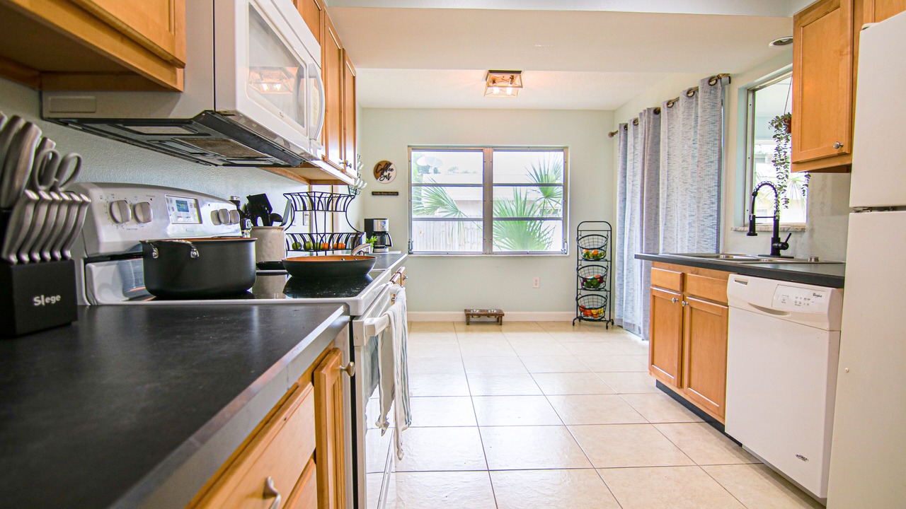 Photo of Kitchen in Gulf Gate Estates