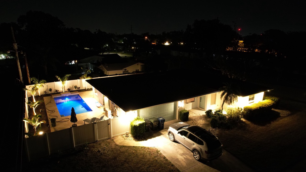 Photo of Outdoor in Gulf Gate Estates