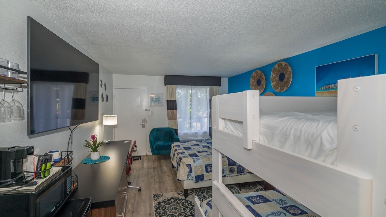 Photo of Bedroom in Trailer Estates