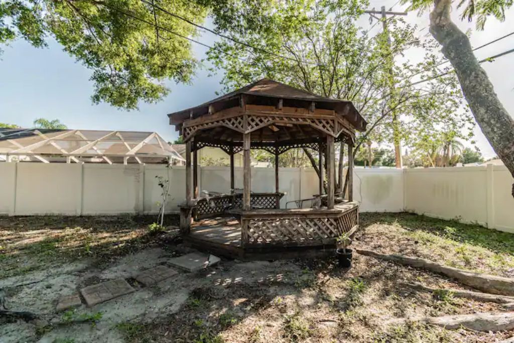 Photo of Outdoor in Bay Crest Park