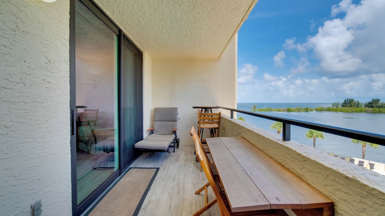 Photo of Patio Balcony in Hudson