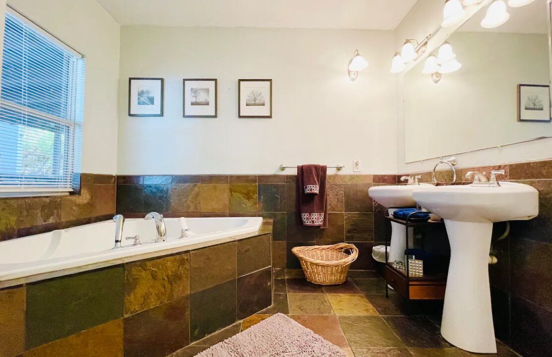 Photo of Bathroom in Tampa Heights