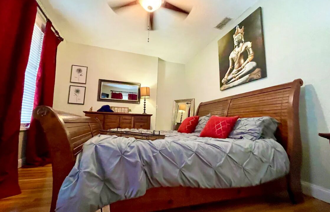 Photo of Bedroom in Tampa Heights
