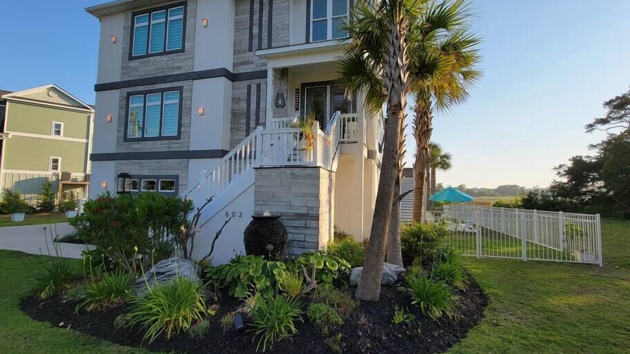 Photo of Outdoor in Windy Hill