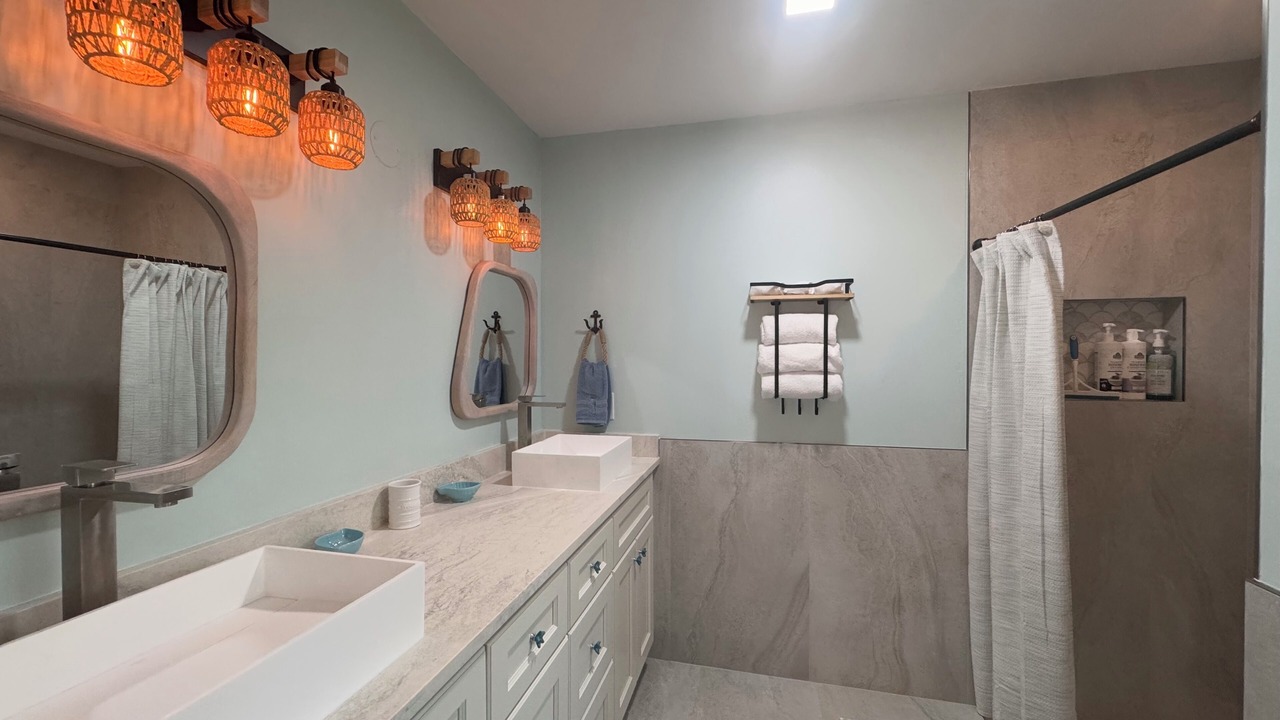 Photo of Bathroom in Englewood