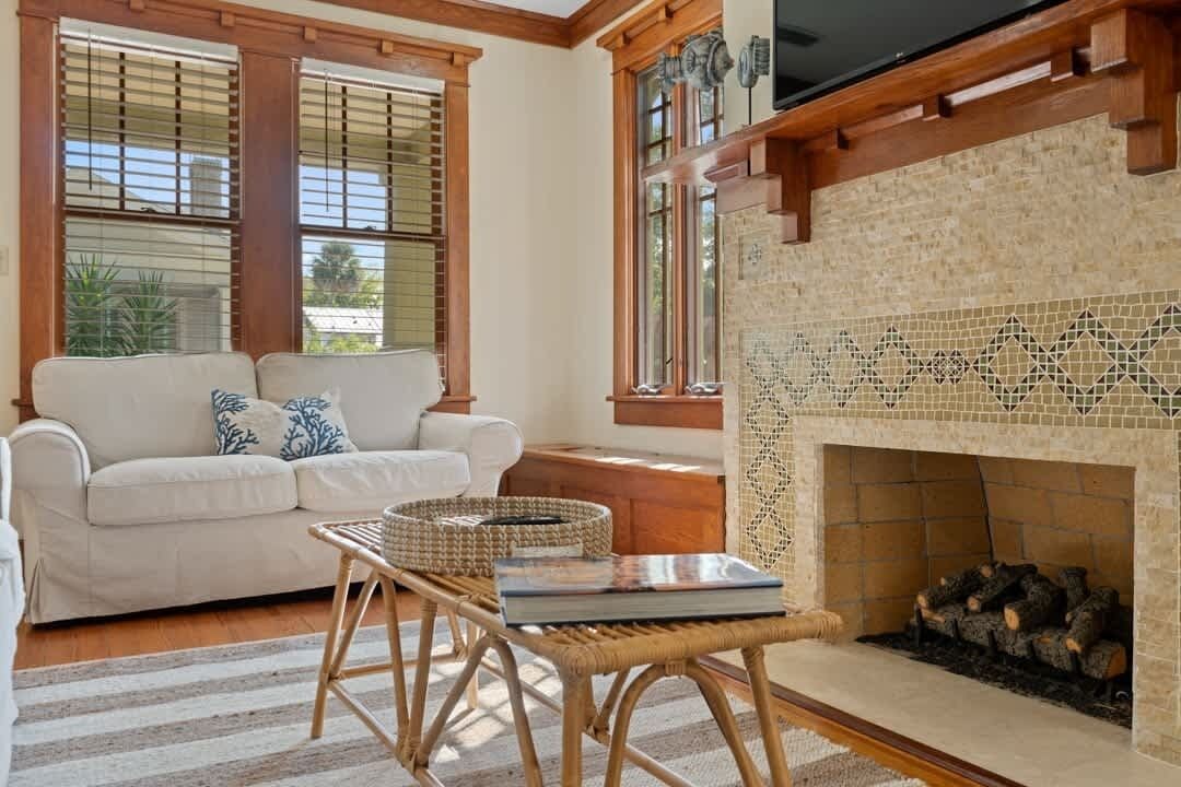 Photo of Livingroom in Downtown Historic District