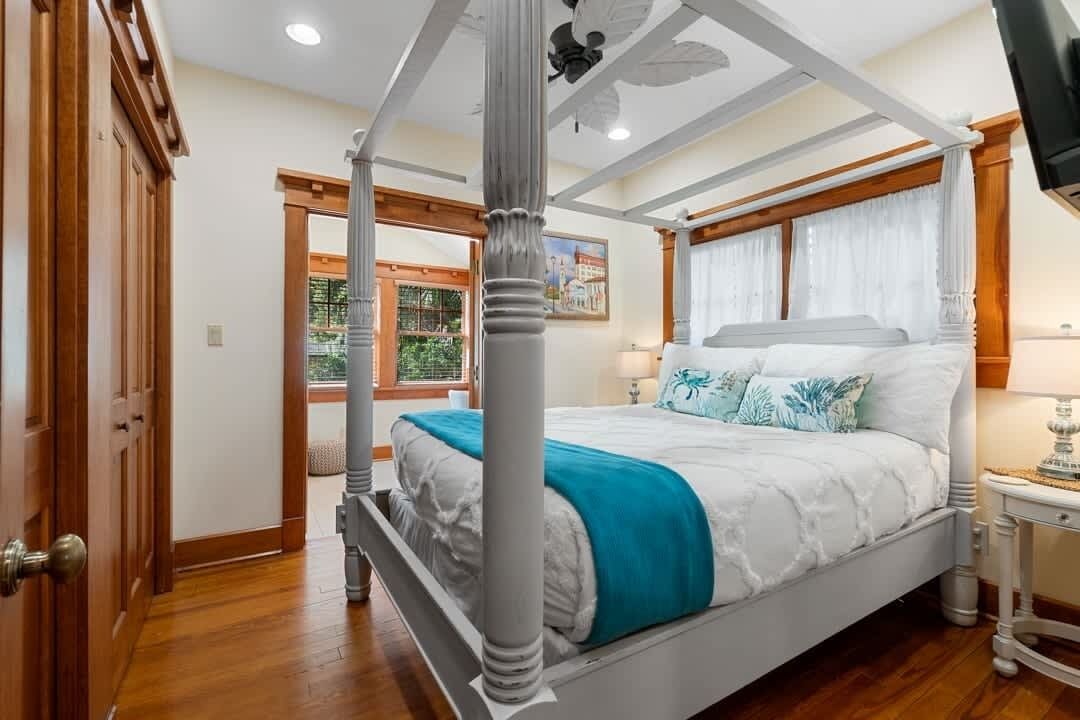 Photo of Bedroom in Downtown Historic District