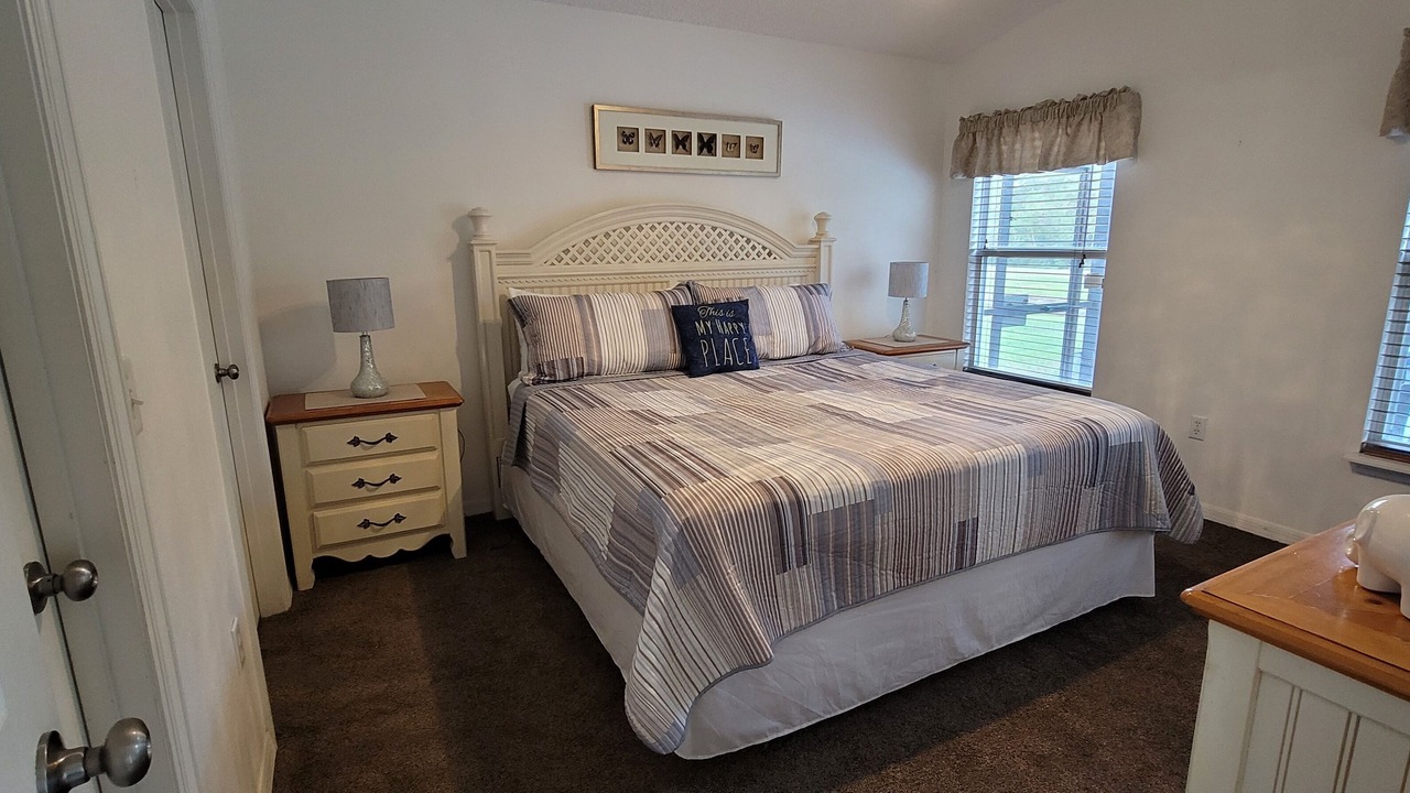 Photo of Bedroom in Silver Creek