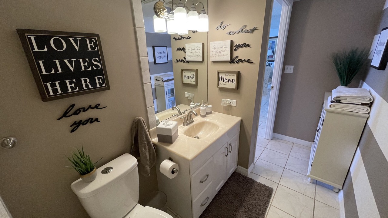Photo of Bathroom in Seabreeze Park