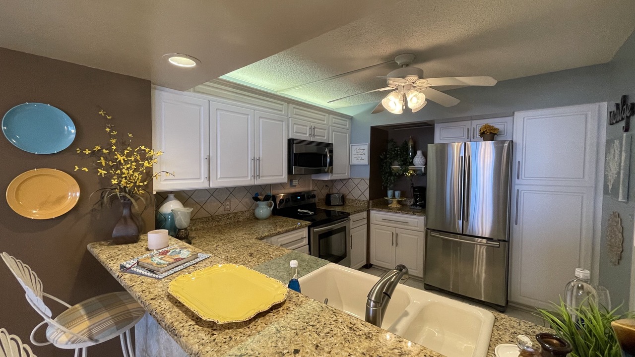 Photo of Kitchen in Seabreeze Park