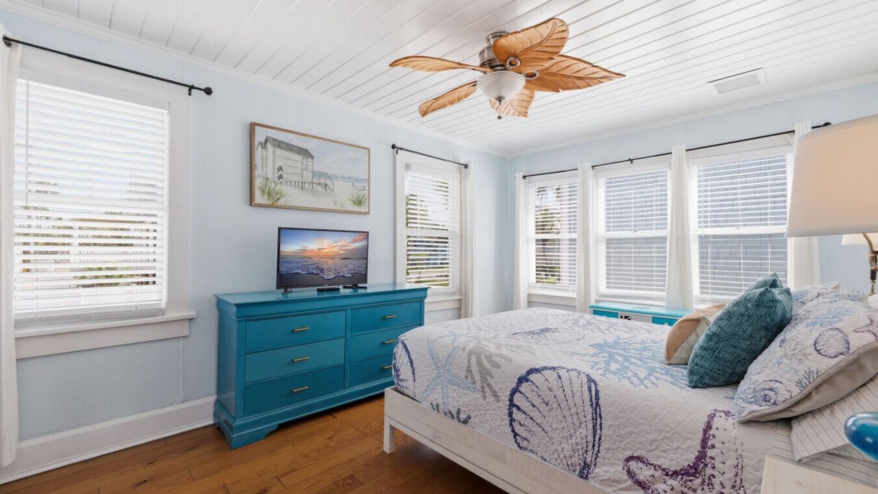 Photo of Bedroom in Pass-a-Grille