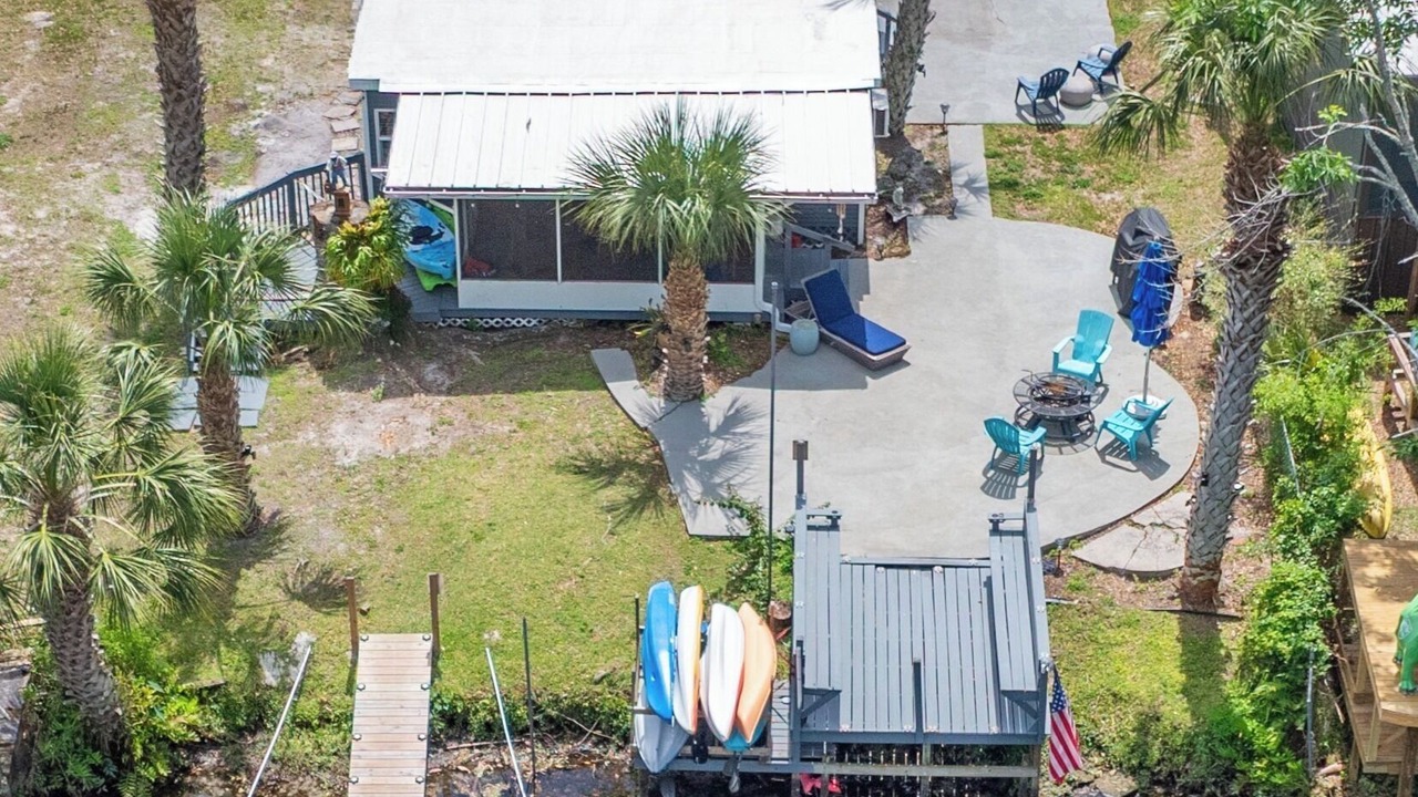 Photo of Outdoor in Weeki Wachee Gardens