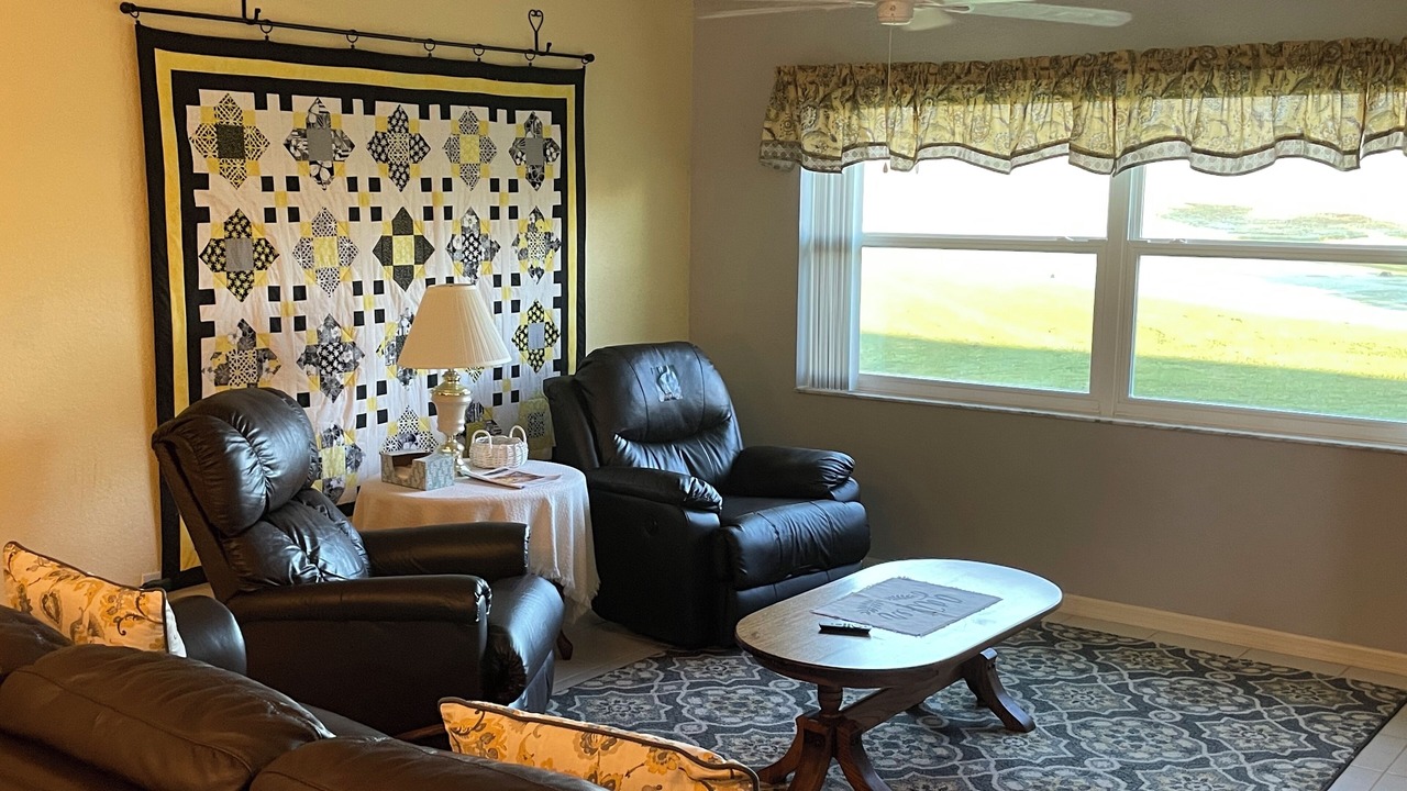Photo of Livingroom in Summerfield